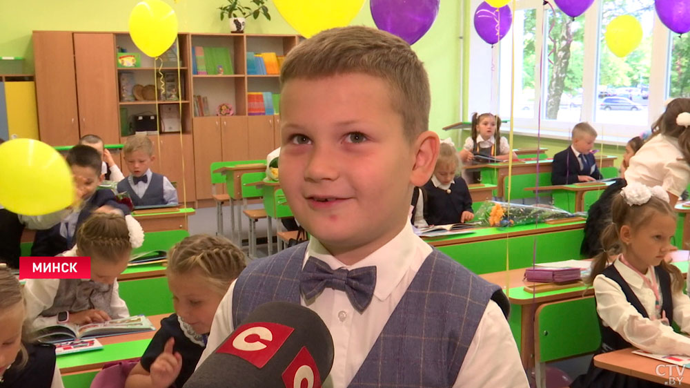 «День знаний – день возможностей для наших детей». Надежда Лазаревич посетила открытие школы №160 в Минске-7