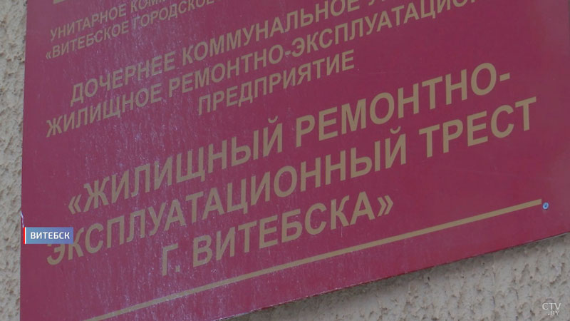 Особенность кровли или банальная халатность? В Беларуси участились случаи падения ледяных глыб с крыш-21