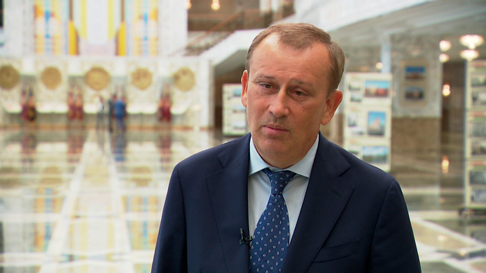 Александр Дрозденко: планируем закупить от 500 до 700 единиц белорусской техники Александр Дрозденко: планируем закупить от 500 до 700 единиц белорусской техники