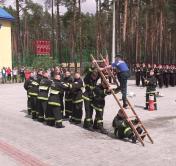 «Это те ребята, которые наденут в различных силовых структурах погоны и будут защищать свою Родину». В лицее МЧС прошёл выпускной