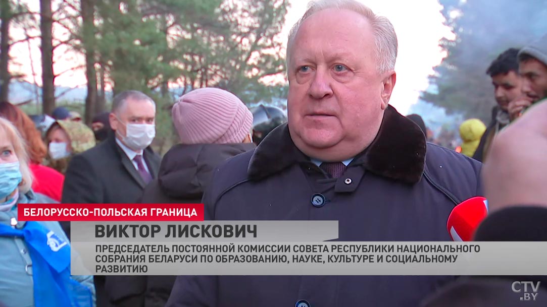 «Это очень большой груз, порядка трёх тонн». Сенаторы привезли на границу гуманитарную помощь беженцам-1