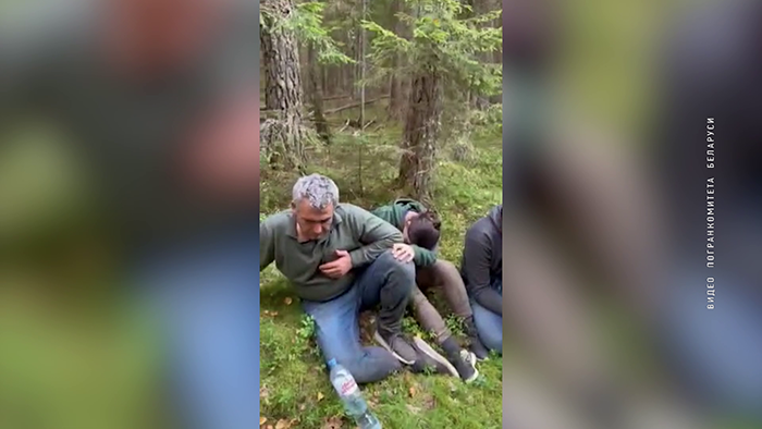 Литовцы снова выталкивают беженцев на белорусскую сторону – применяют спецсредства и физическую силу