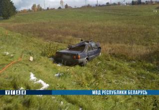 В Глубокском районе при столкновении фуры и легковушки погибли два человека