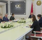 Александр Лукашенко: кто вышел на несанкционированные акции, тот лишается права быть студентом. Они должны быть отчислены