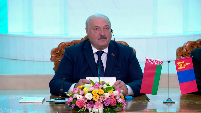Лукашенко: если американцы пойдут на то, чтобы был мир в Украине, он завтра будет, но им это не надо