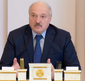 Александр Лукашенко: надо работать жёстко с теми, кто берётся за оружие