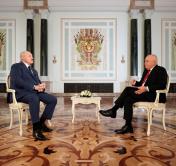 Лукашенко: мы будем просить этих людей, чтобы они вернулись обратно, потому что гуманитарного коридора не будет