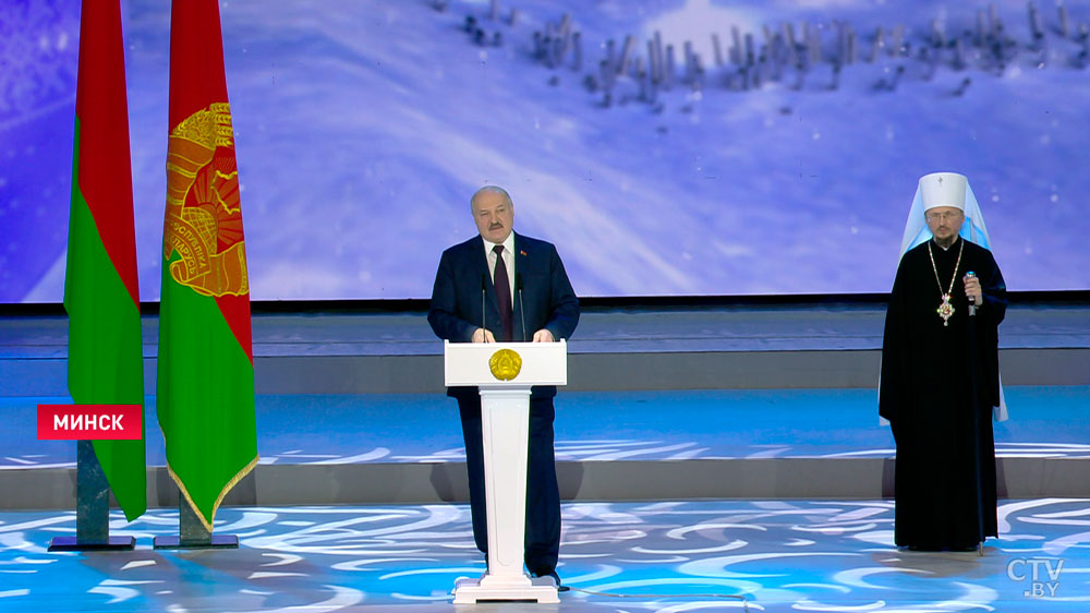 Лукашенко: «Мы сохранили себя, менталитет, достоинство и чистую душу белорусского народа, всё то, что нас объединяет»-4