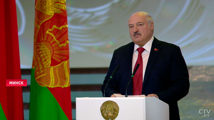Президент – лауреатам госпремий: «Усё, што вы робіце, – гэта не дзеля ўзнагарод»-4 Президент – лауреатам госпремий: «Усё, што вы робіце, – гэта не дзеля ўзнагарод»-4