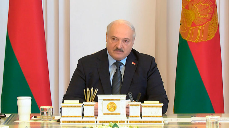 Лукашенко провёл совещание по готовности системы образования к учебному году