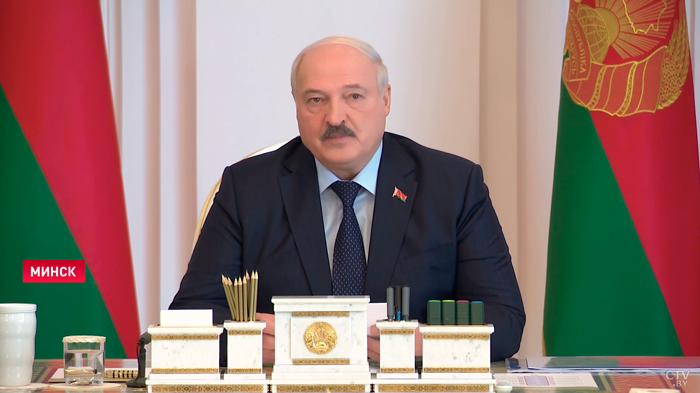 Лукашенко: «Все альтернативщики, ныне беглые, обещали в случае прихода к власти закрыть атомную станцию»-4