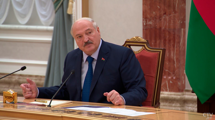 Самые яркие цитаты Лукашенко за 2023-й – подвели итоги года-15