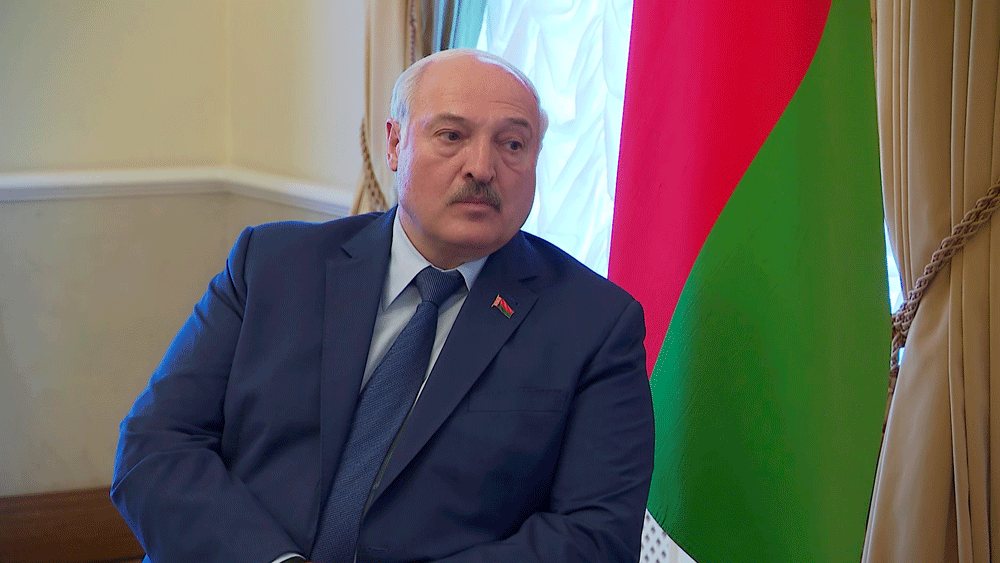 Лукашенко: «Мы преодолеем все невзгоды и препятствия, особенно в экономике»