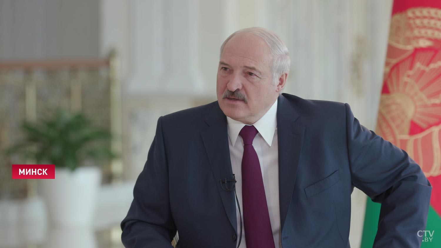 Александр Лукашенко: «Я склонен думать, что эти президентские выборы выиграет Порошенко»-15