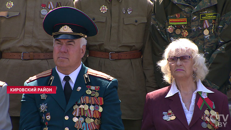 Президент на открытии мемориального комплекса в деревне Борки: каждое поколение белорусов мы будем растить, передавая им память -36