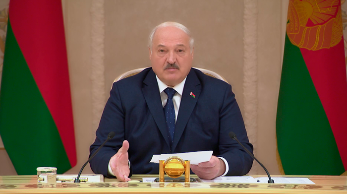 Лукашенко о Новосибирске: мы можем объединить наши усилия в направлениях ИИ, беспилотных авиационных систем