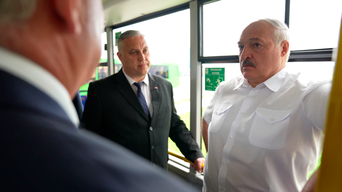 «Идеальное предприятие превратили в банкрота». Лукашенко недоволен работой Миорского металлопрокатного завода