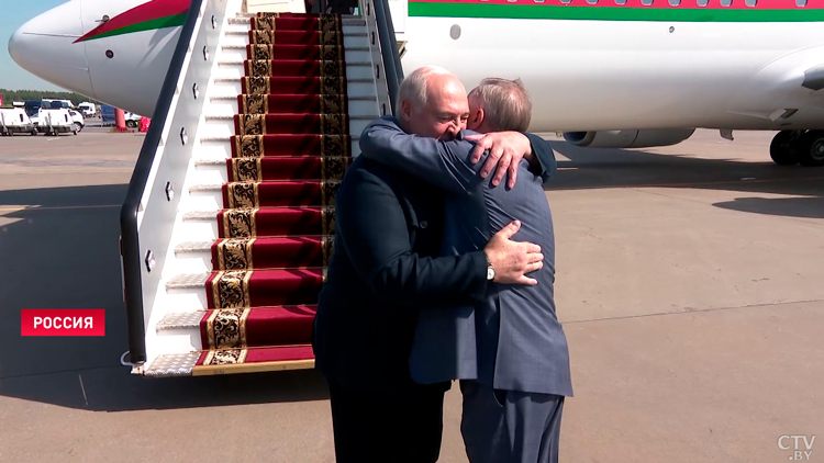 Лукашенко и Путин посетили храм на Валааме-1