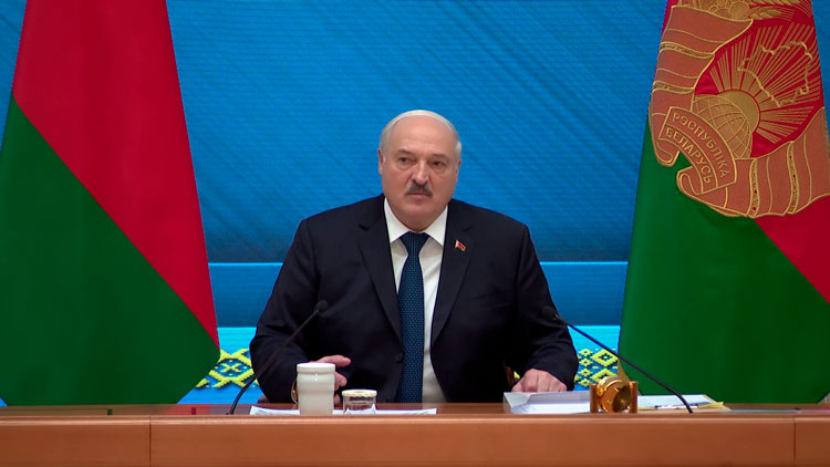 Лукашенко – управленцам АПК: «Надо, подключайте милицию, прокуратуру. Но мобилизуйтесь!» 