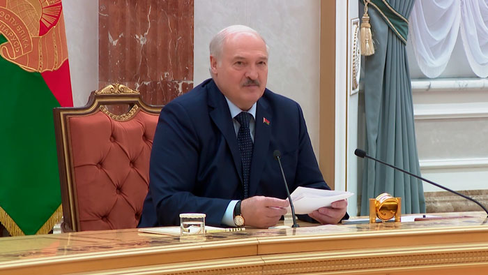 Лукашенко: «Никакого контрнаступа с моей точки зрения нет и быть не может – это просто безумство!»