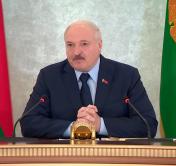 Лукашенко: мы мудро поступили, когда договорились, что свою вакцину выпустим в оборот в 2023 году 