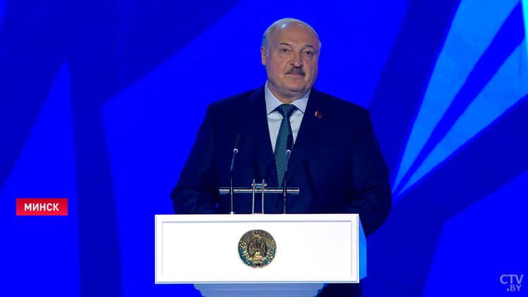Лукашенко на открытии Игр: «Вы оказали Беларуси доверие, и мы достойно проведём этот спортивный форум»-9