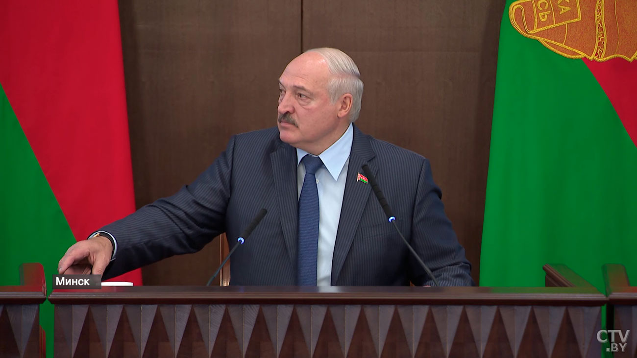 Лукашенко на расширенном Совмине: сильно надо шевелиться, если кто-то не тянет, ребята, надо будет уходить-28