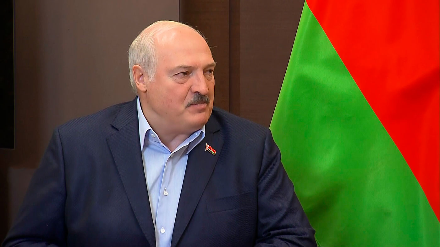 Лукашенко: у России 25 миллионов мобилизационный ресурс, пусть убежали 30 тысяч, 50, пусть бегут