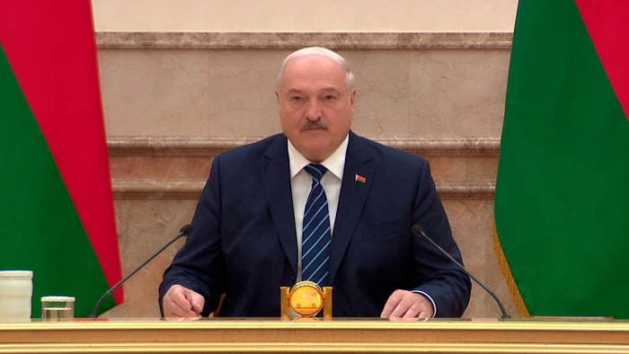 Лукашенко устроил разнос в образовании: надо встряхнуть вузы!