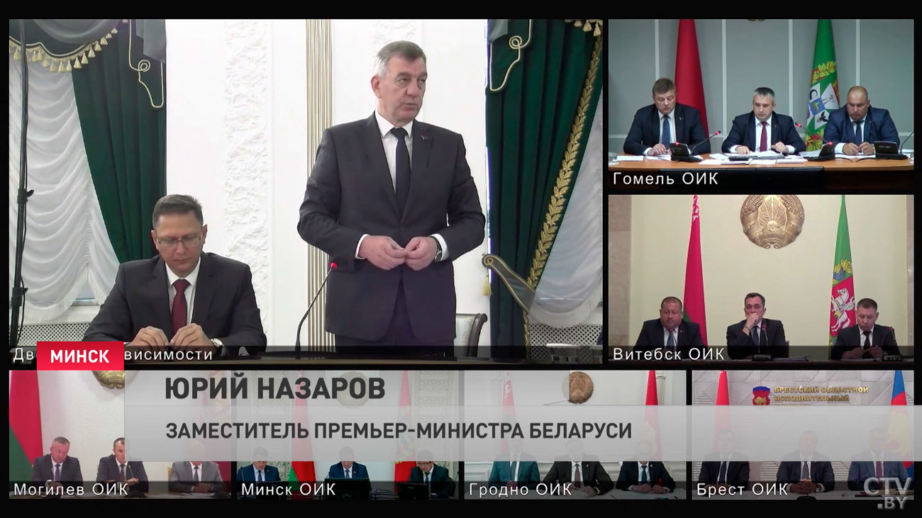​«Вплоть до уголовной ответственности». Лукашенко насторожен ситуацией в гомельском и витебском АПК-10