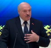 Александр Лукашенко: у Байдена сейчас полное замыкание на Россию. Он переживает, чуть ли не с ума сходит