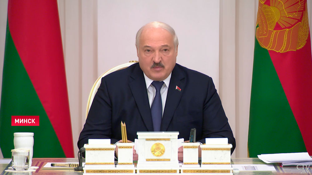 Лукашенко: «Те, кто готов жить в мире, созидать для блага своей страны, не должны быть отвергнуты обществом»-4