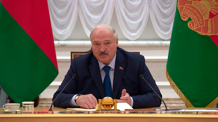 «Ниоткуда пришёл и победил». Лукашенко вспомнил свои первые выборы
