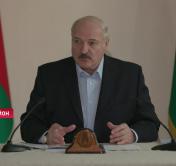 Александр Лукашенко: «Надо посеять побольше картофеля – это будет спасение» Александр Лукашенко: «Надо посеять побольше картофеля – это будет спасение»