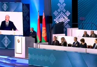 Александр Лукашенко: пресмыкаться перед молодёжью нельзя, они не оценят этого и правильно сделают