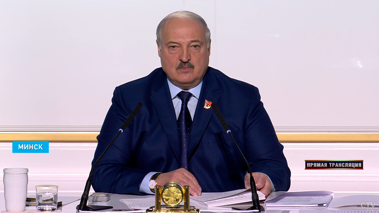 Лукашенко: реальный риск нашей нацбезопасности сегодня создаёт Украина-4 Лукашенко: реальный риск нашей нацбезопасности сегодня создаёт Украина-4