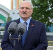 Александр Лукашенко: «Мы в одной лодке. Будем раскачивать эту лодку – утонем все вместе» Александр Лукашенко: «Мы в одной лодке. Будем раскачивать эту лодку – утонем все вместе»