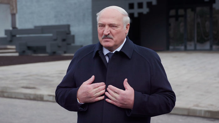 Президент: «Мы слишком хорошо живём, поэтому обнаглели, начинаем от Лукашенко требовать неизвестно что»