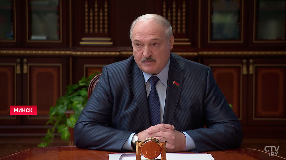 Лукашенко о санкциях: если Литва не хочет пропускать наши грузы в порт, пусть потом не обижаются. Мы отвечаем на эти вызовы -1