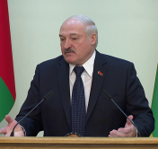 Лукашенко о строительстве больниц в Витебске: «С шапкой ходите по области, но это хотя бы сделайте»