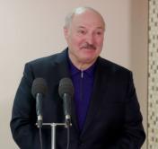 «Придёт время, надо будет попробовать». Президент рассказал, будет ли вакцинироваться от коронавируса