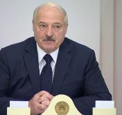 Александр Лукашенко о курсе доллара: «Он сегодня столько стоит, сколько стоит – у нас плавающий курс рубля»