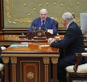 Лукашенко о взаимодействии с ЕС по беженцам: контактные лица на контакт даже не выходят