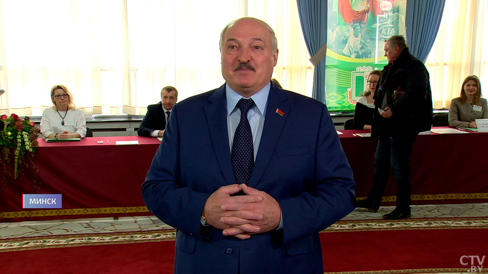 Лукашенко о Западе: когда им было невыгодно, они кричали про железный занавес. Сейчас они его выстраивают-4