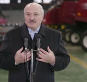 Александр Лукашенко: нас просто хотят накрыть – эти танки, самолёты. Вы понимаете, что нас просто хотели изувечить
