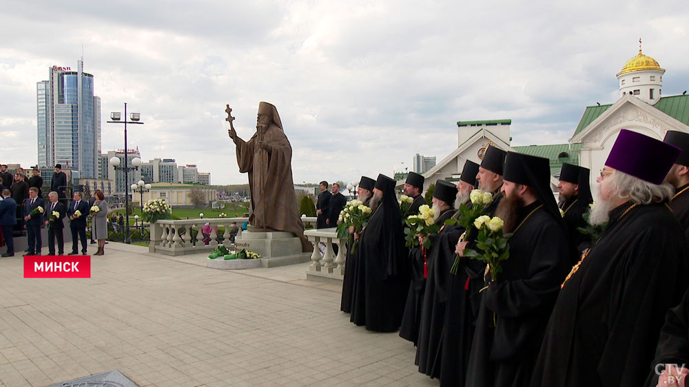 «Филарет здесь как живой». В Минске открыли памятник первому Патриаршему Экзарху всея Беларуси-1