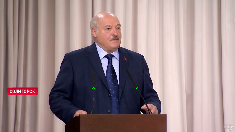 Лукашенко – чиновникам: «Если мы не сработаем, толку не будет. Что вам не хватает, вы скажите?»-7 Лукашенко – чиновникам: «Если мы не сработаем, толку не будет. Что вам не хватает, вы скажите?»-7