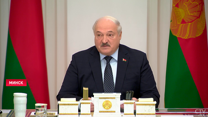 Лукашенко о ситуации на границе: «Мы не должны ничего прозевать, по-народному говоря!»-4 Лукашенко о ситуации на границе: «Мы не должны ничего прозевать, по-народному говоря!»-4