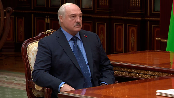 Лукашенко: мы откровенно и честно сказали, что будем участвовать в этих выборах