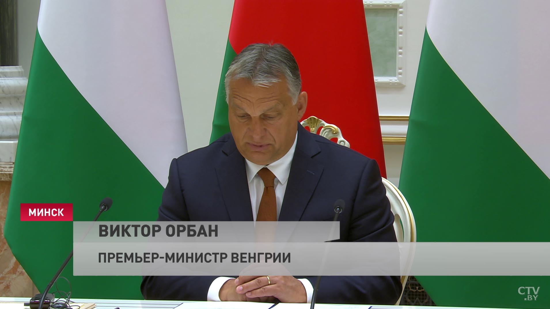 Александр Лукашенко о международной критике: давить будут со всех сторон, и выдержат только сильные-25